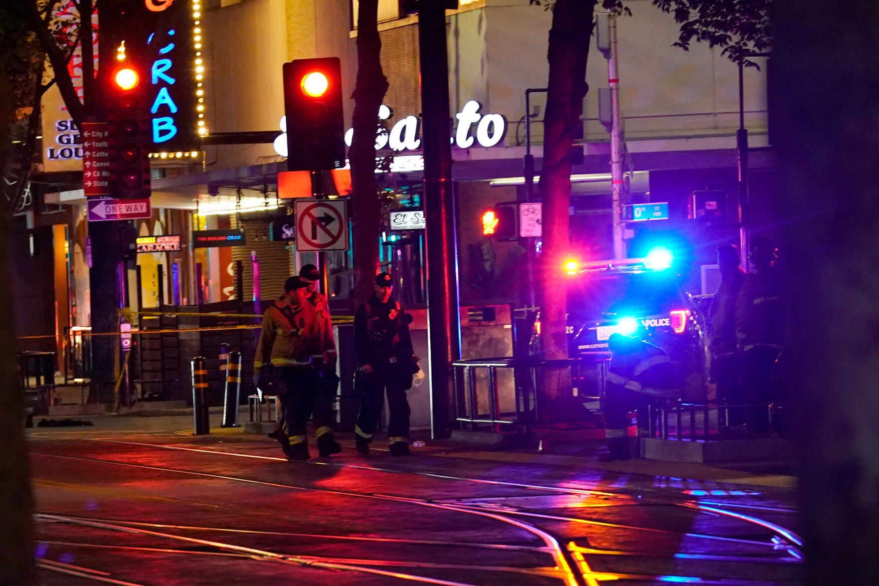 6 people are dead and at least 10 others are injured after a shooting in downtown Sacramento